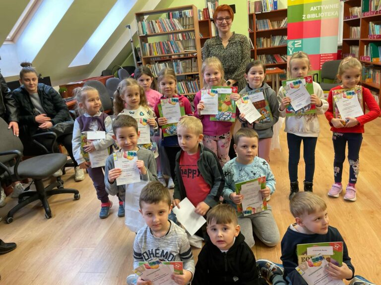 Wręczenie nagród w konkursie plastycznym w |Siedliskach