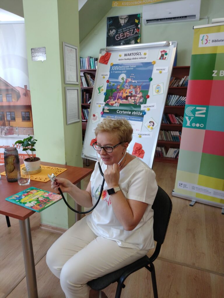 pielęgniarka w bibiotece