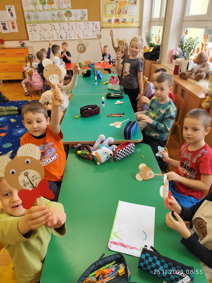 Dzieci podczas zabawy